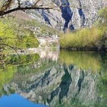 Confortable Au Pied Du Vercors Pont-en-Royans Exteriör bild